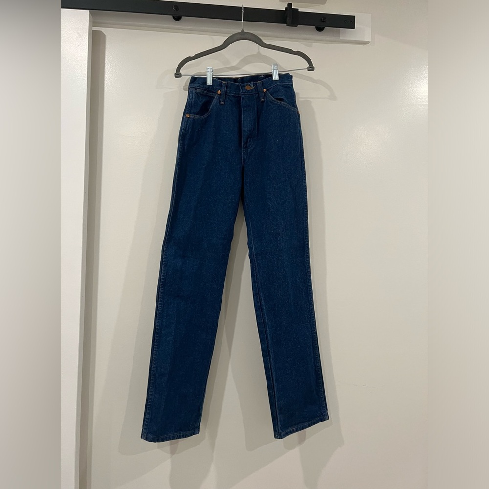 Wrangler Jeans straight Leg Size 7x32 so basically a 29